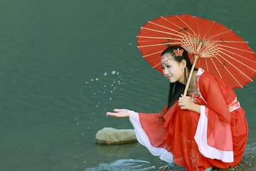 他的吻照片完整版资源